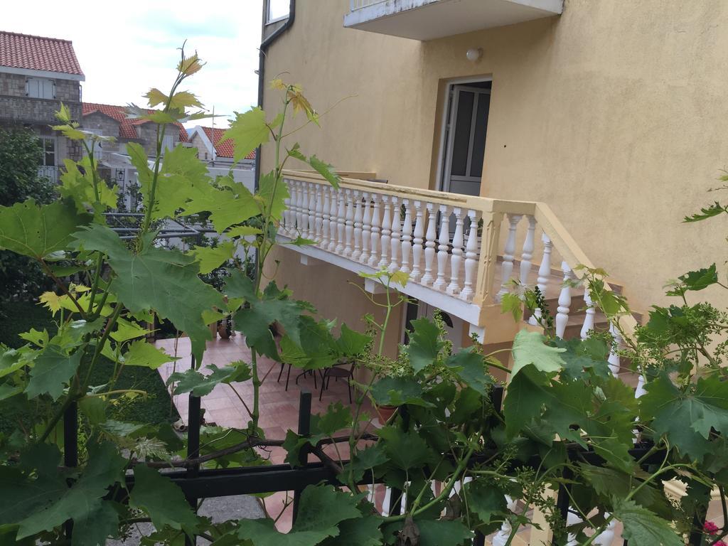 Apartments Vila Andja سفيتي ستيفان المظهر الخارجي الصورة