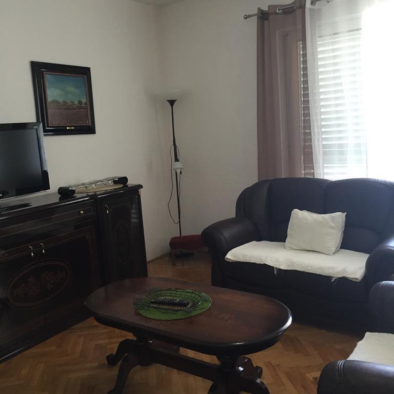 Apartments Vila Andja سفيتي ستيفان المظهر الخارجي الصورة